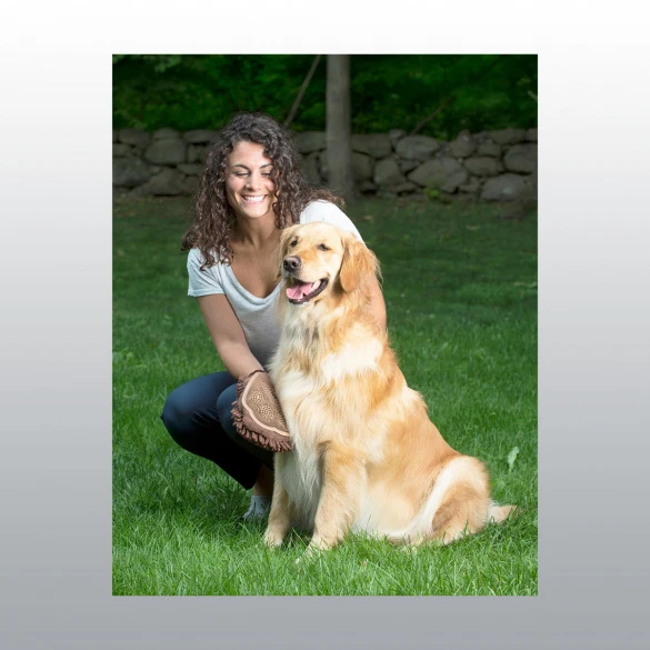 Gant Dirty Dog Grooming Mitt 5 Gant Dirty Dog Grooming Mitt – Image 3